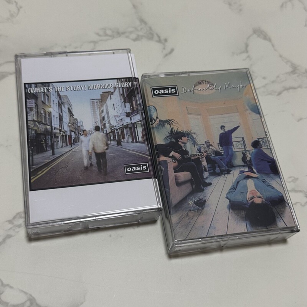 Vintage And Collectible - Kasety Oasis, brytyjski zespół rockowy, z