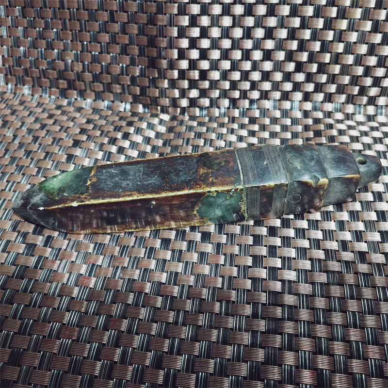 Collectible Vintage Tools - Starożytny chiński dłuto jadeitowe w kształcie
