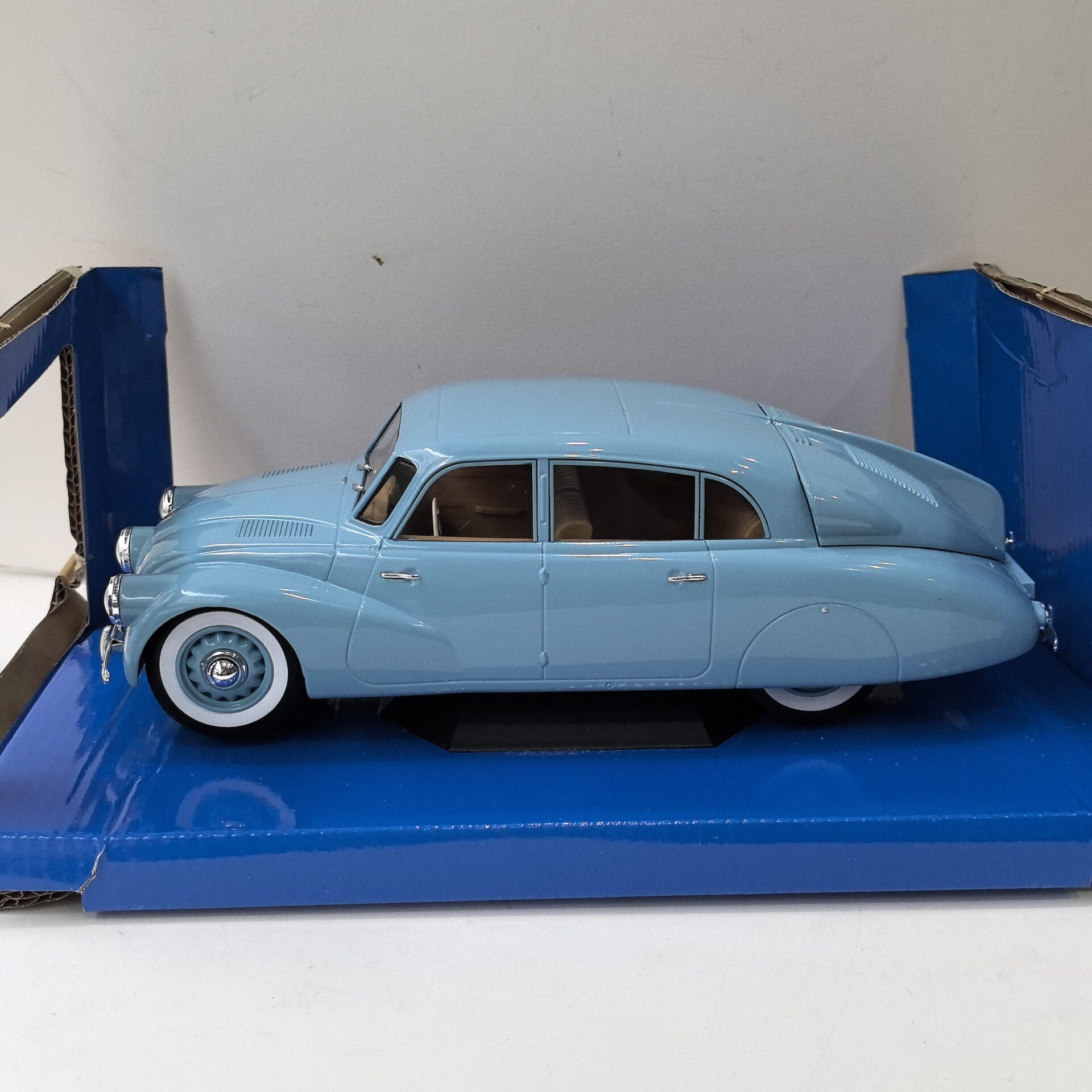 MCG Diecast 1/18 Skala TATRA 8 – Vintage Toys Collection recenzja i cena